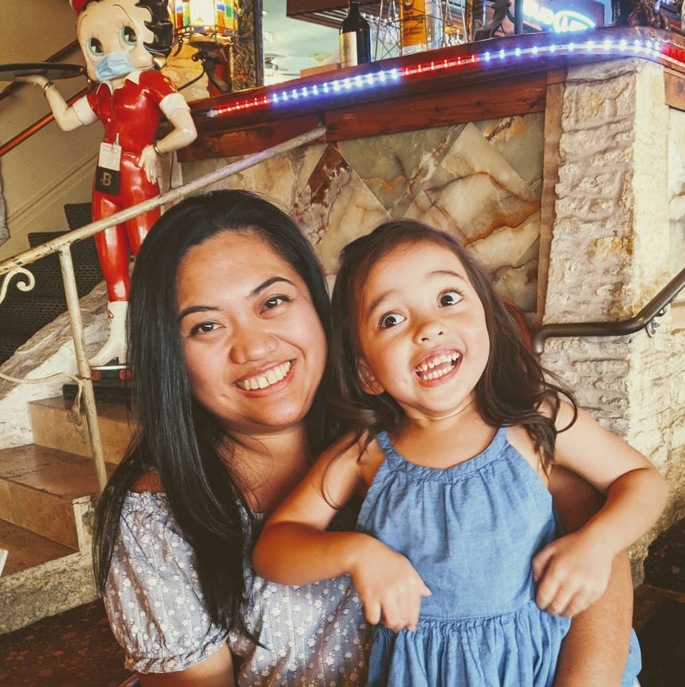 Meet your Posher, Liz